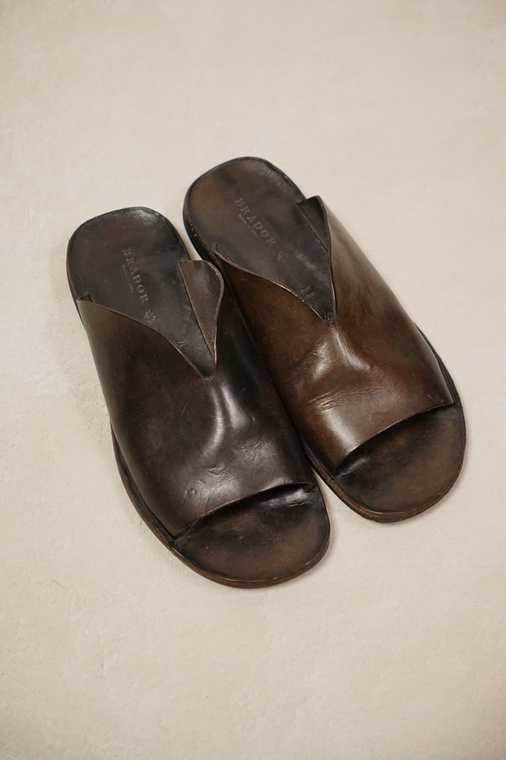 Brador 가죽 슬리퍼 상품이미지1