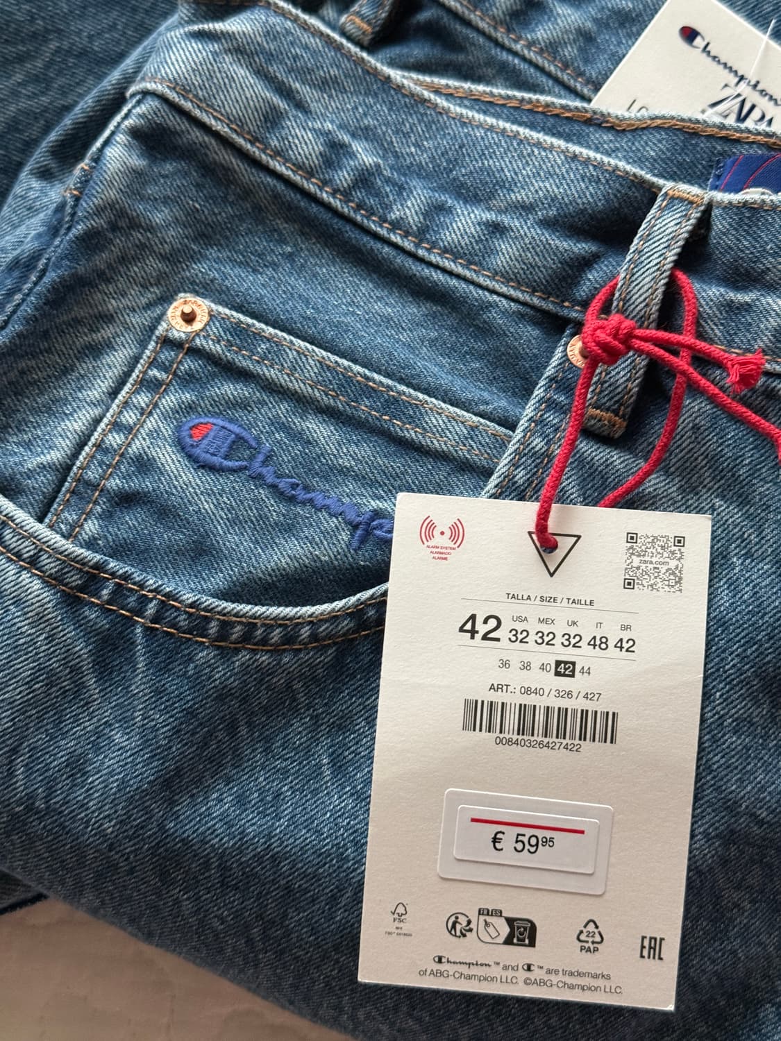 자라 x 챔피온 루즈 테이퍼드핏 데님 청바지 미드블루 상품이미지4