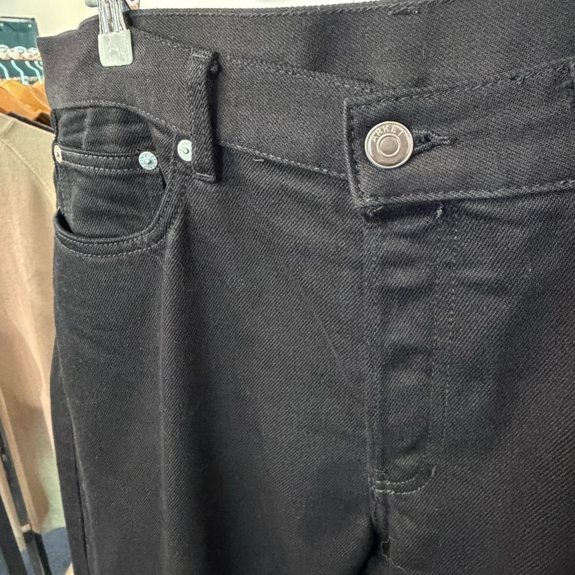 [35] ARKET 아르켓 레귤러핏 블랙진 데님 상품이미지3