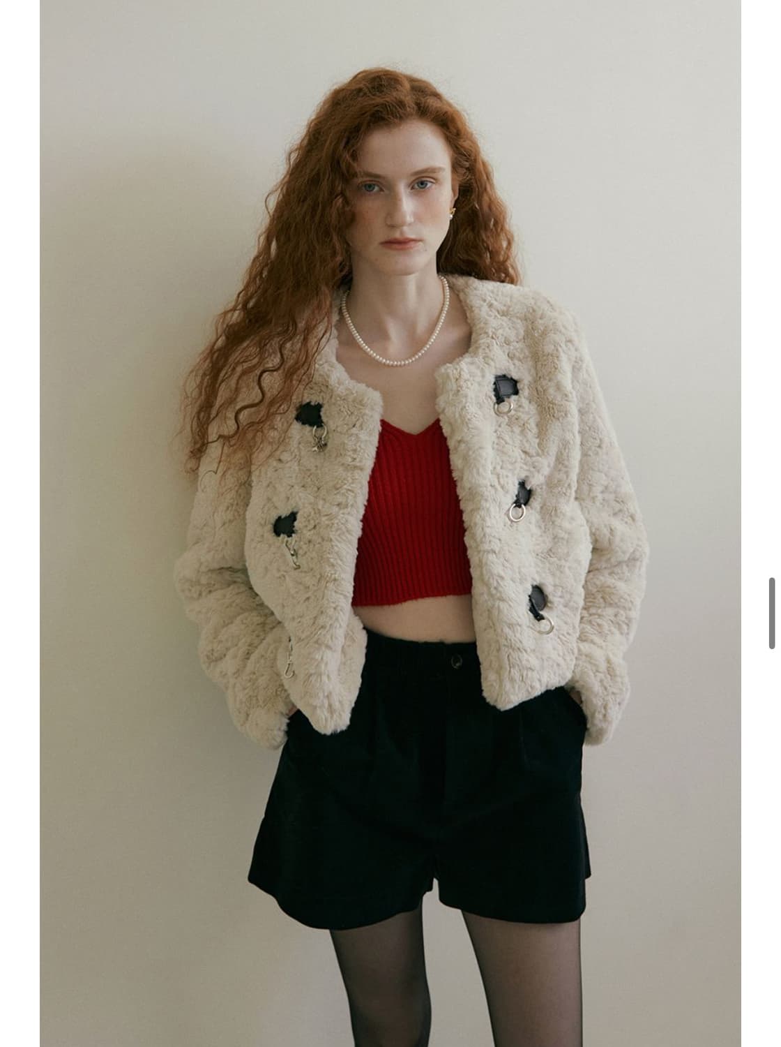 모어댄라이크 베이지 소프트 퍼자켓 상품이미지4