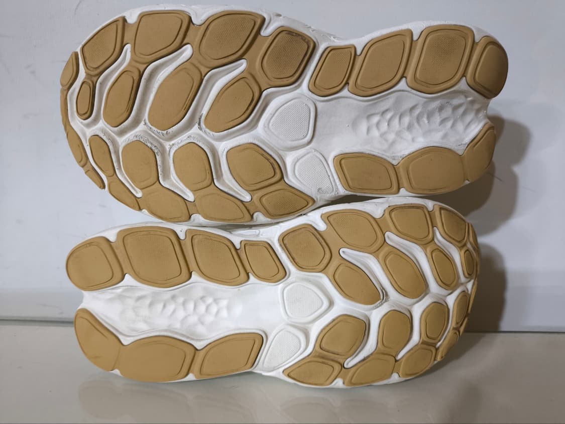 250mm 뉴발란스 프레쉬폼 X 모어 V4 런닝화  상품이미지9