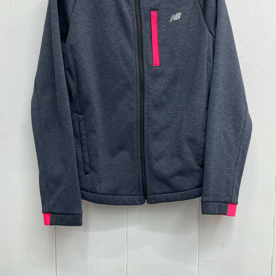 뉴발란스 NB HEAT 다크 그레이 후드 집업 자켓 상품이미지5