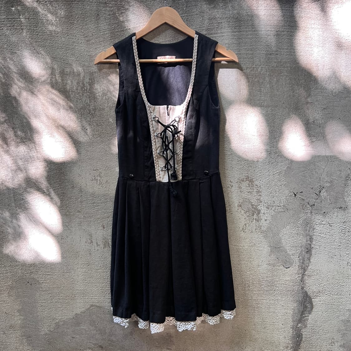 독일 디른들(Dirndl) 리넨 원피스 상품이미지1
