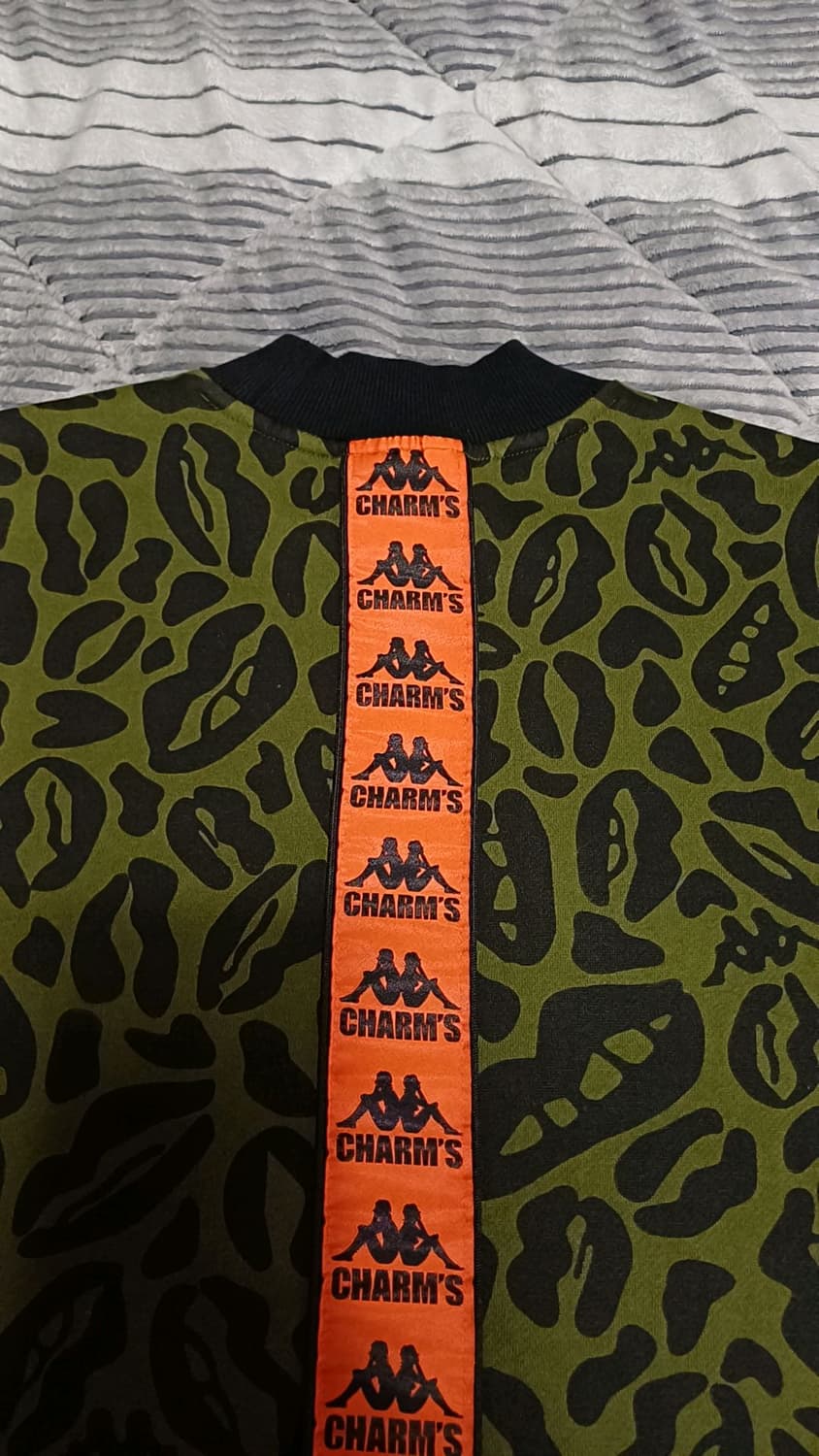 카파 오버핏 기모맨투맨 실측100 가슴63 기장68 상품이미지4