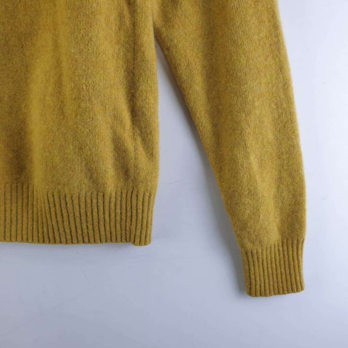 유니클로 여성M 머스타드 라운드 니트 M5920 상품이미지3