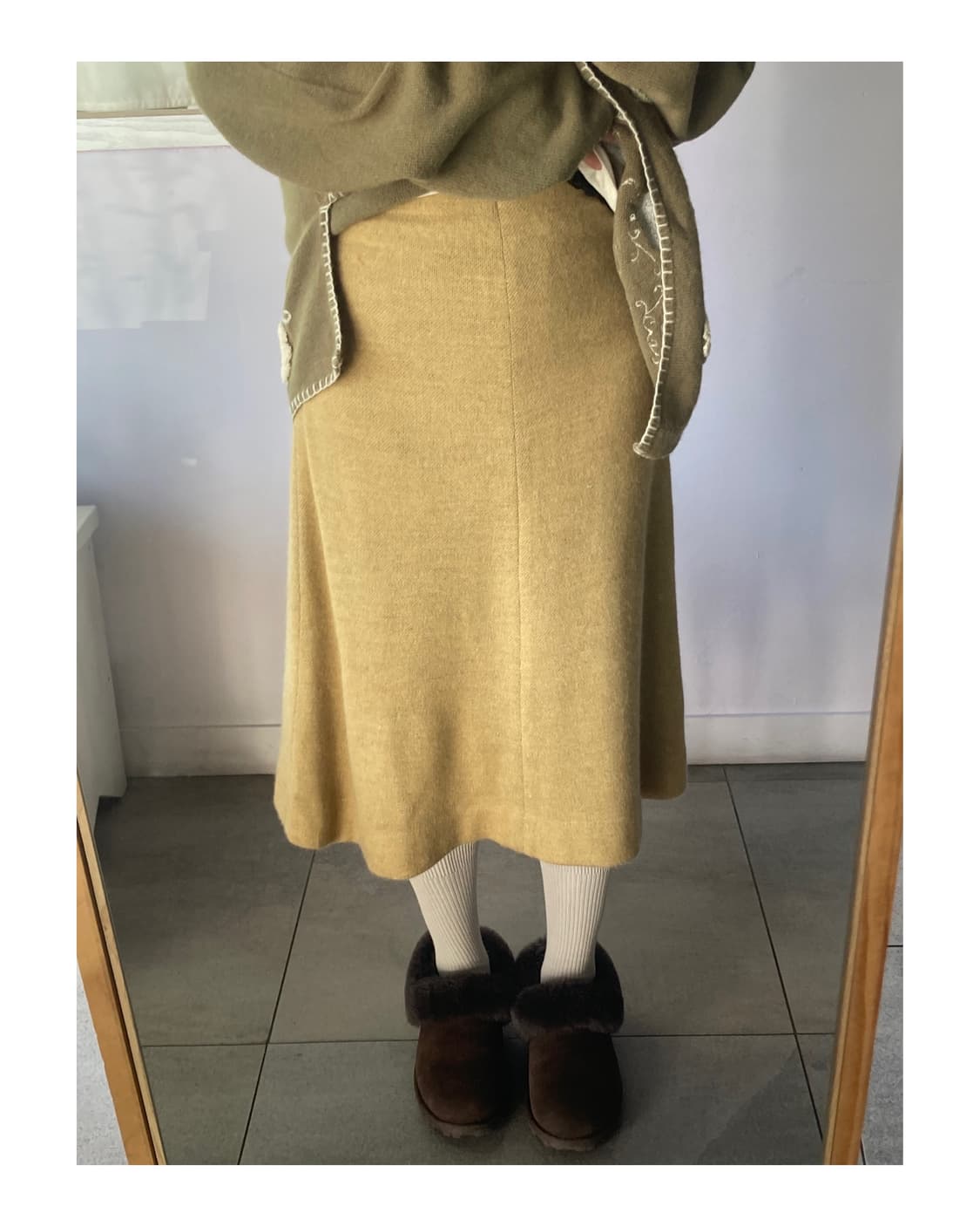 베이지 울 혼방 니트스커트 상품이미지3