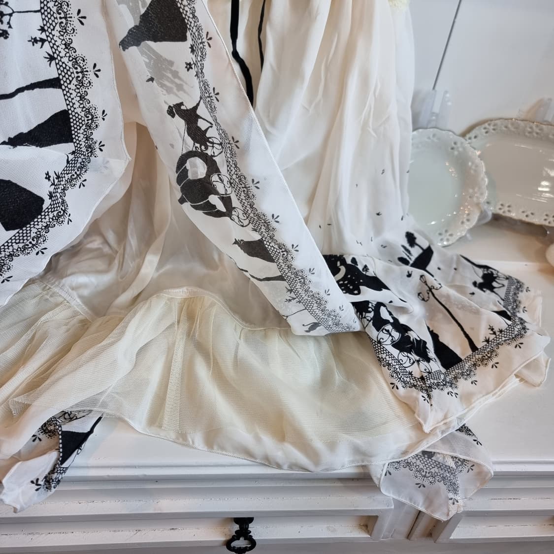 레이스 뷔스티에 원피스 블랙 프린팅 상품이미지5