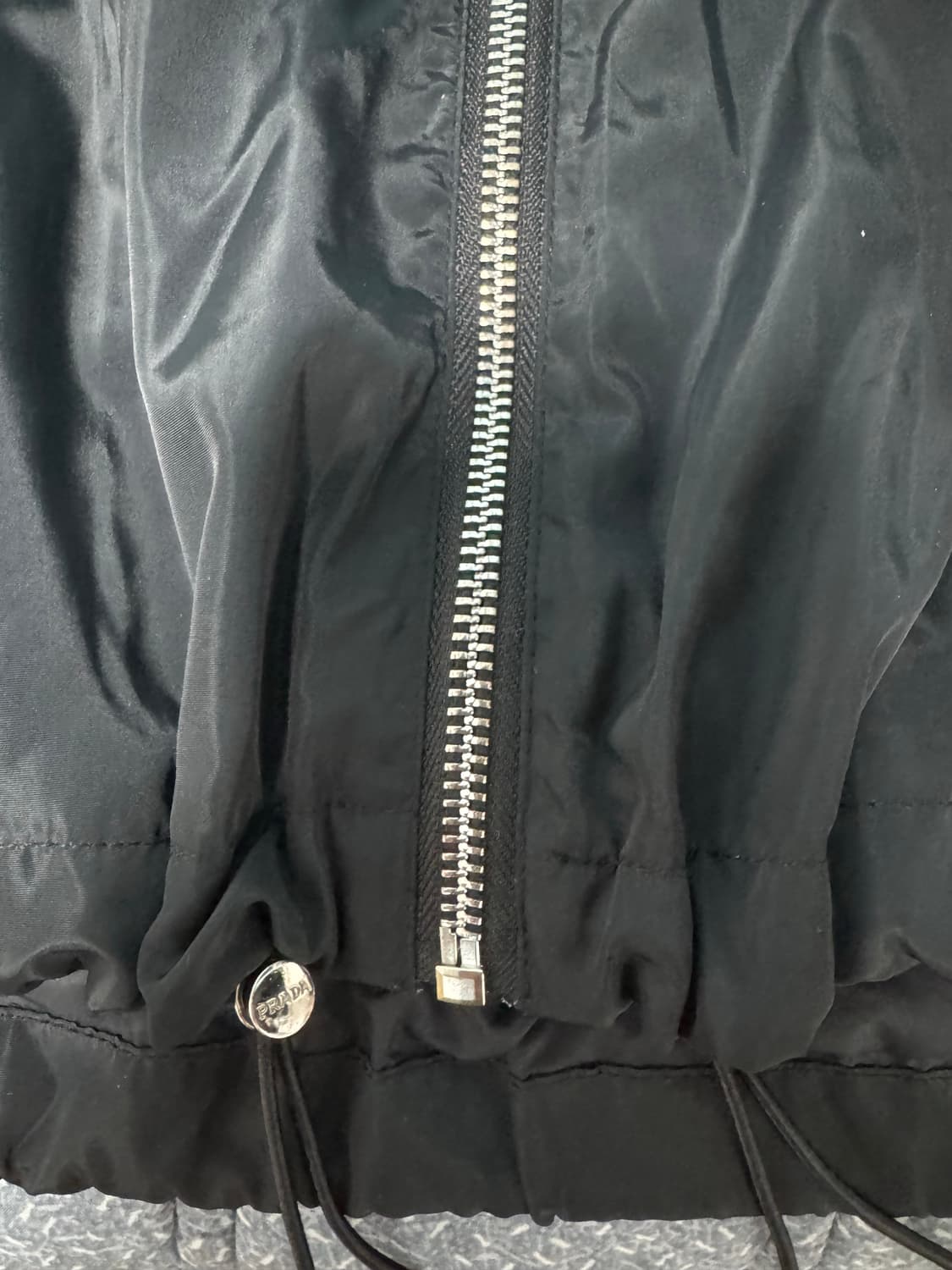 프라다 리나일론 자켓 블랙 상품이미지4