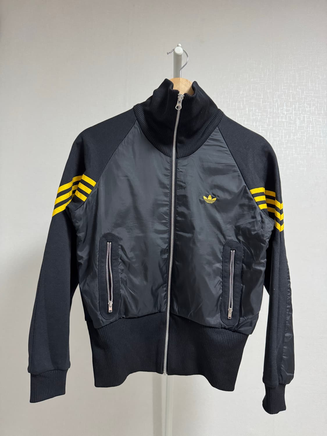 아디다스 블랙/옐로우 삼선 트랙탑 90 상품이미지1