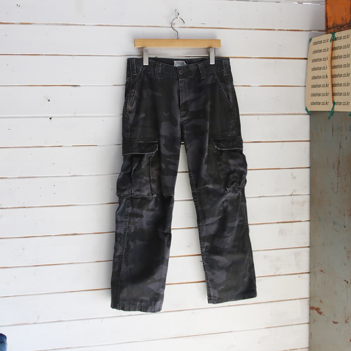 (착용컷) REAL CRUSH 카모 카고 팬츠 (남성용 31.5) 상품이미지1