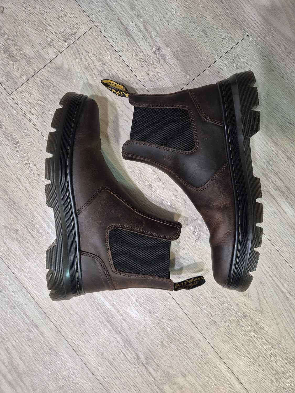 닥터마틴 엠버리 브라운 상품이미지2