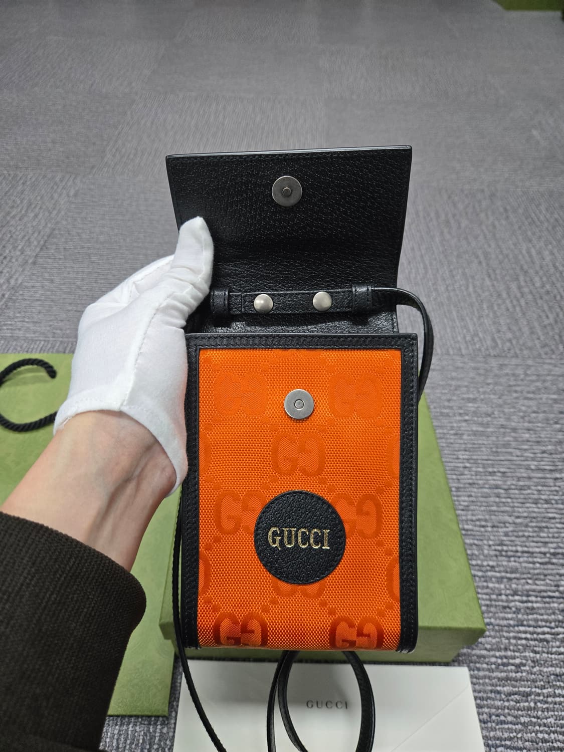 [특가][정품] 구찌 오프더그리드 폰홀더백 상품이미지5