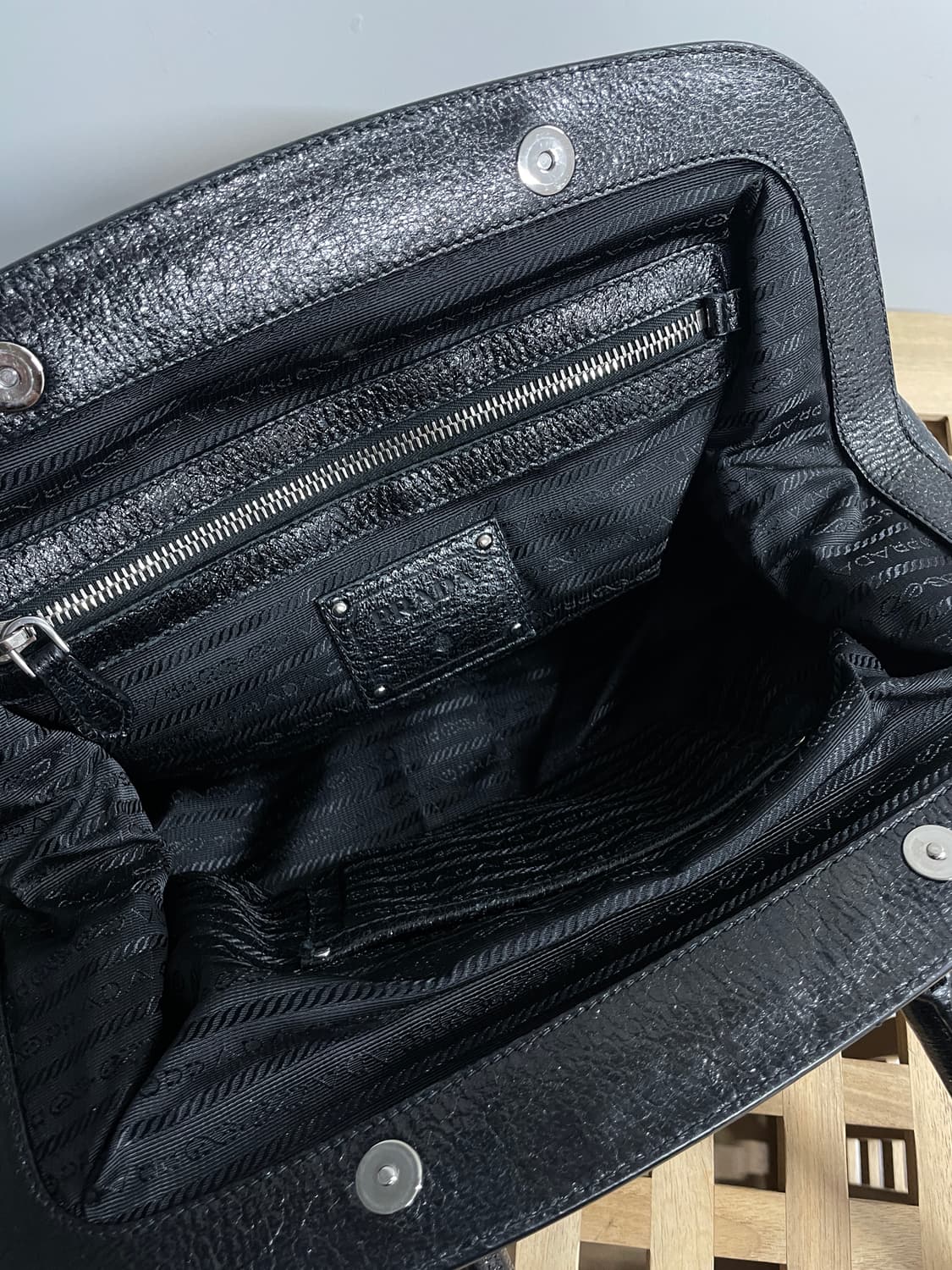 프라다 패딩 나일론 토트백 상품이미지9