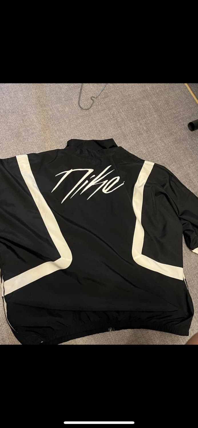 나이키 바람막이 상품이미지2