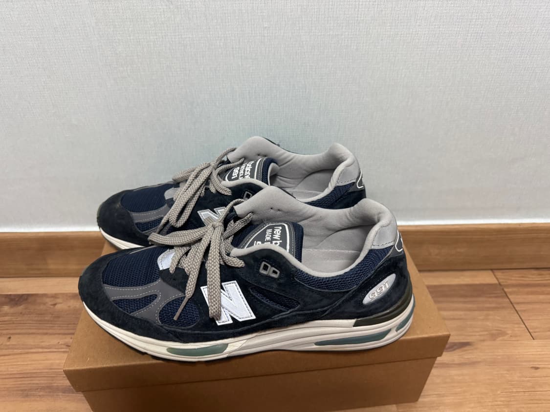 뉴발란스 991 네이비 상품이미지2