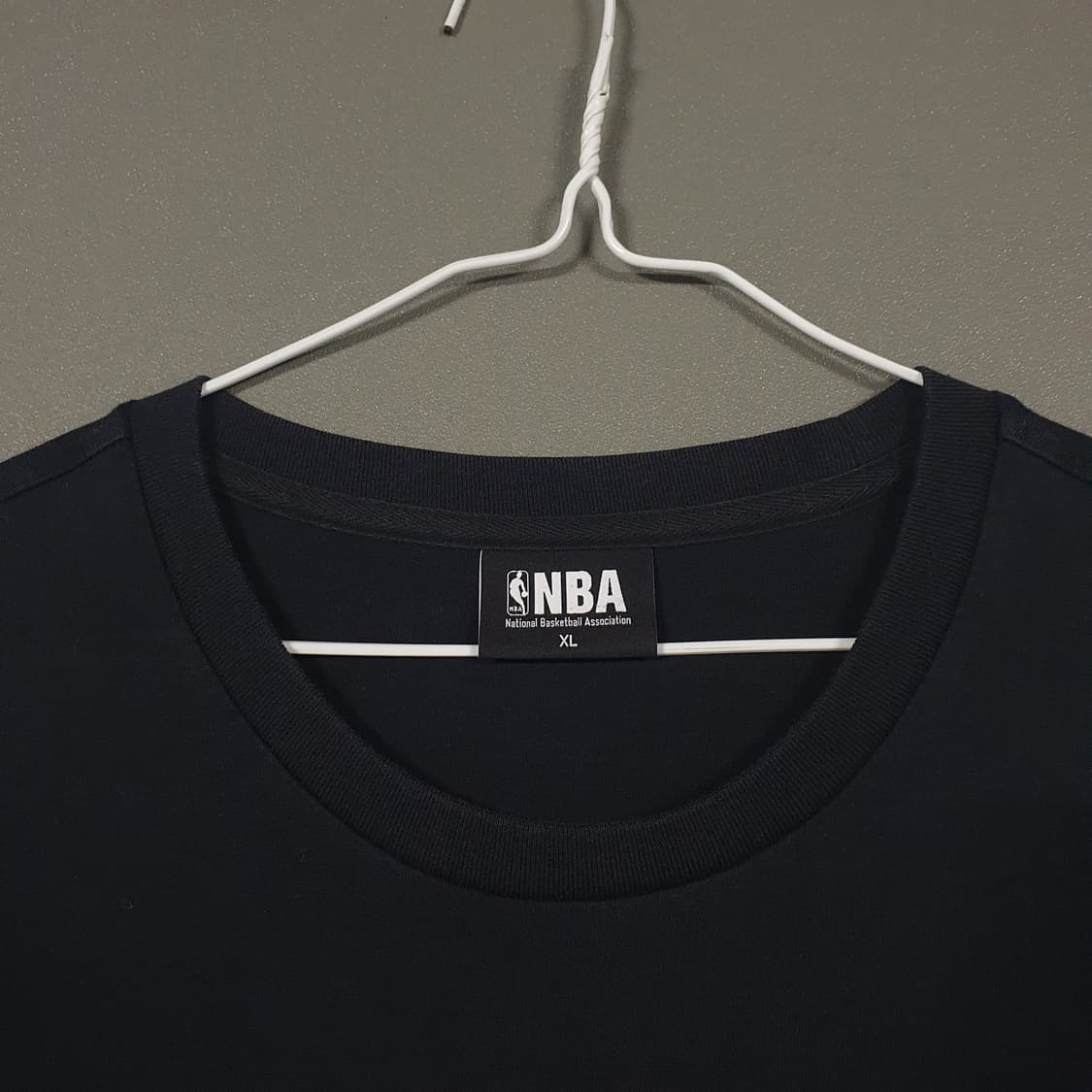 XL (105) NBA 시카고불스 빅로고 라운드 반팔 티셔츠 블랙 상품이미지4
