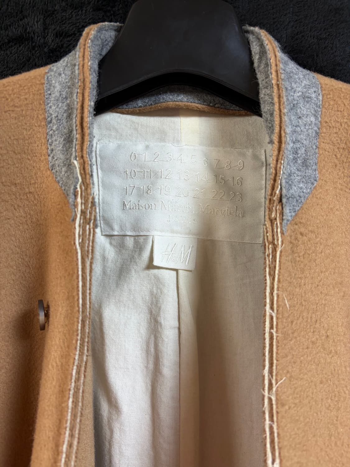 마르지엘라 x H&M 콜라보 카멜 롱코트 50 상품이미지5