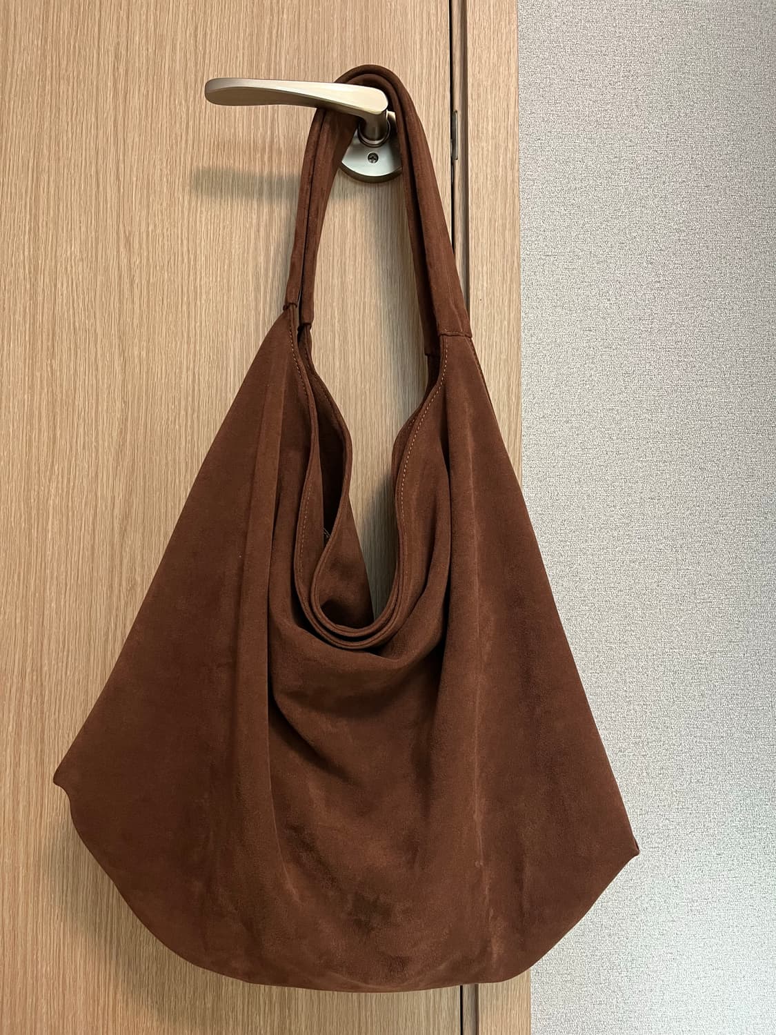 샌드뮤지엄 호보백 suede brown cactus hobo bag 상품이미지6