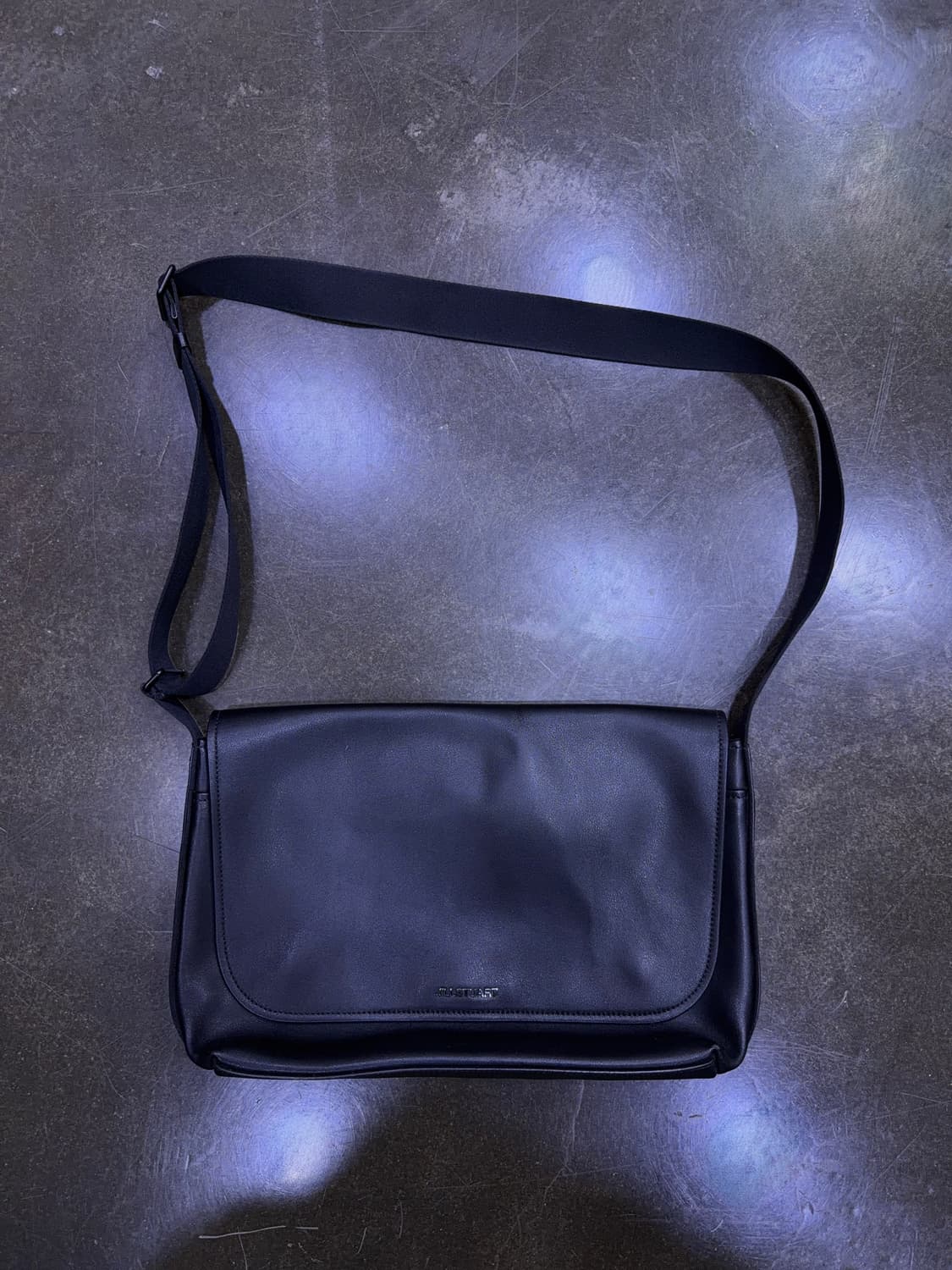 질스튜어트 블리언 소가죽 크로스백 메신저백 M 상품이미지1