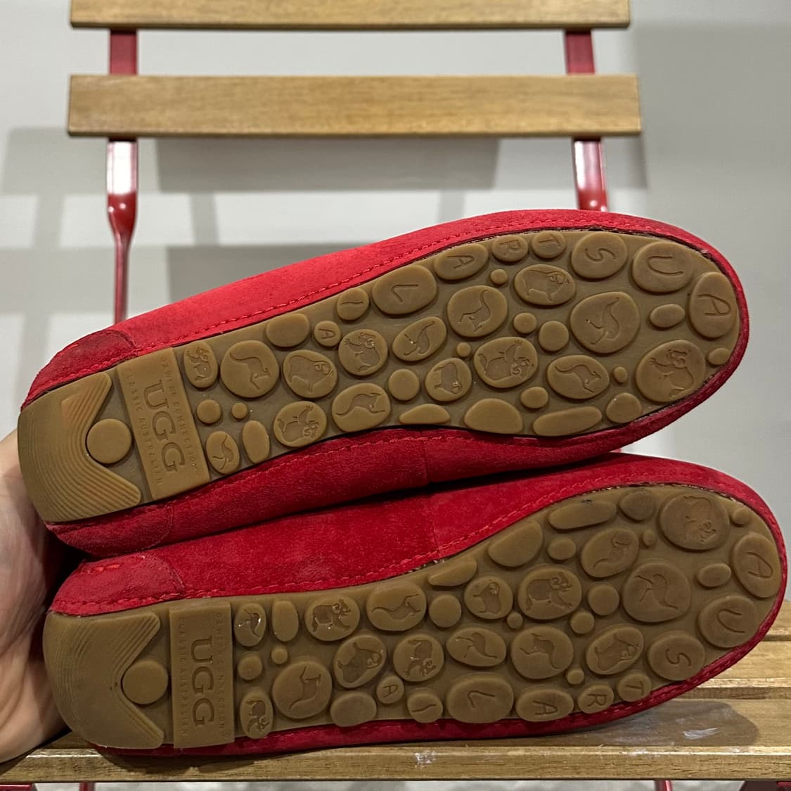 250) 어그 UGG 로퍼 여성 여자 슈즈 모카신 스웨이드 레드 상품이미지6