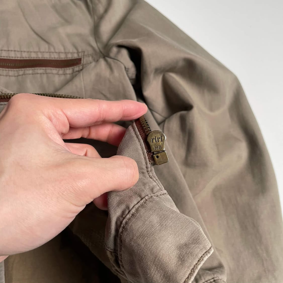 Hugo boss 6 포켓 코튼 린넨 봄버 상품이미지8