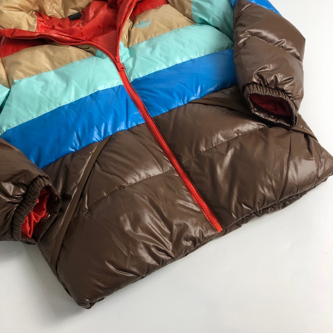 아디다스 멀티컬러 패딩 M 상품이미지4