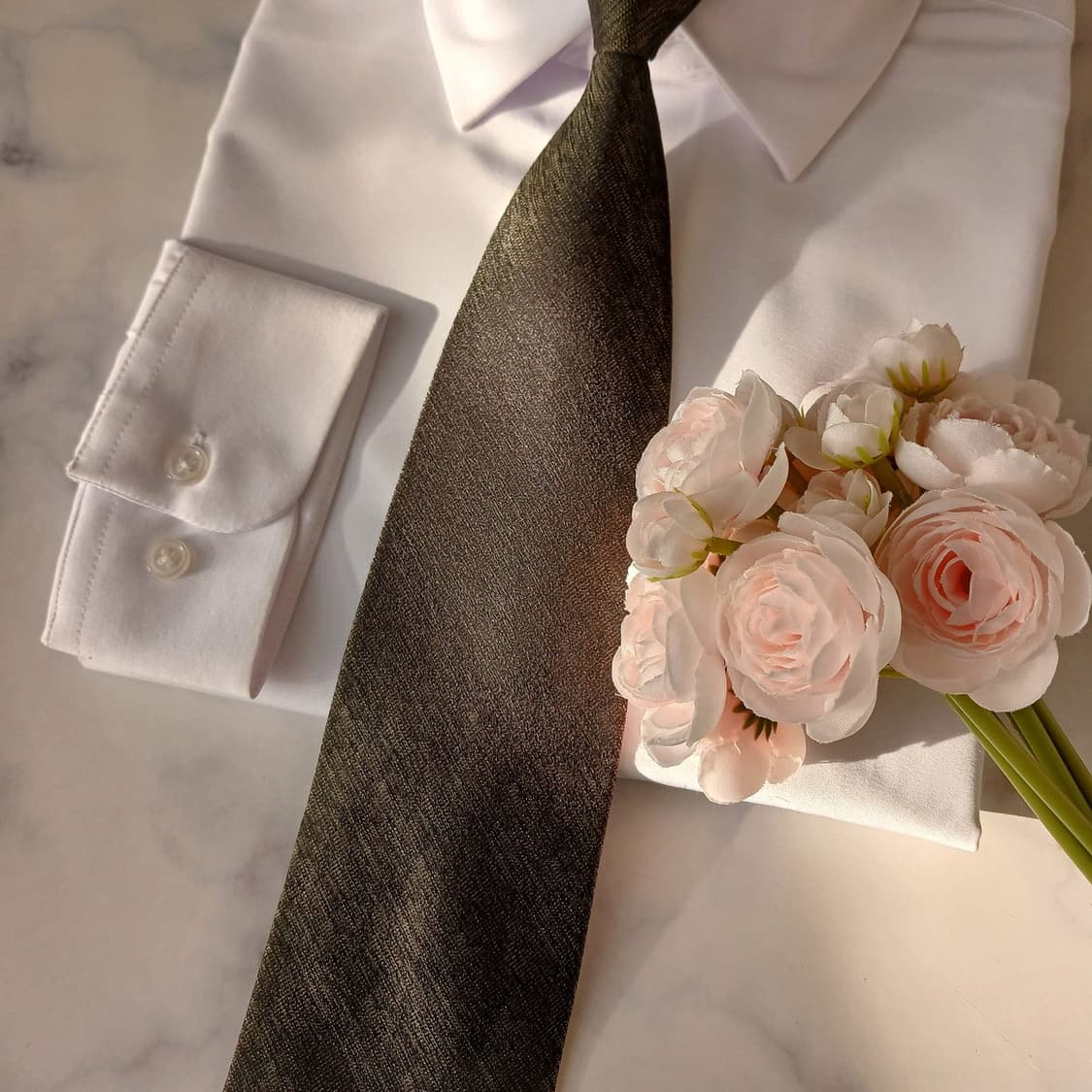 아쿠아스큐텀 실크 다크 골드 넥타이 9.5cm A+등급 A19500
 상품이미지7