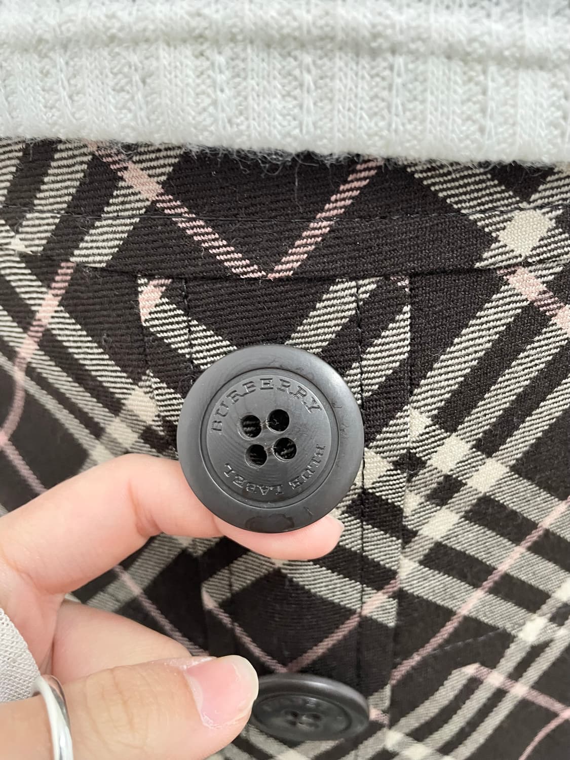 버버리 브라운 노바체크 버튼 스커트 상품이미지3
