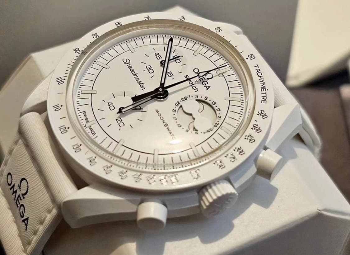 스와치 x 오메가 x 스누피 바이오세라믹 문스와치 미션 투 더 문페이스 상품이미지4