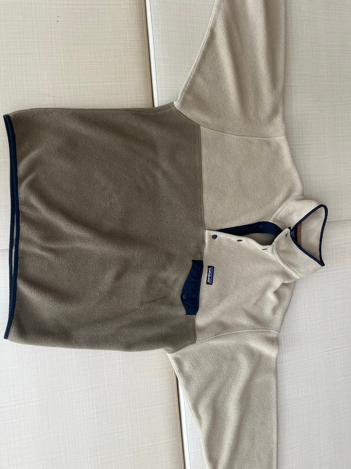 [L]파타고니아 신칠라 풀오버 스냅티 애쉬 탄 상품이미지1