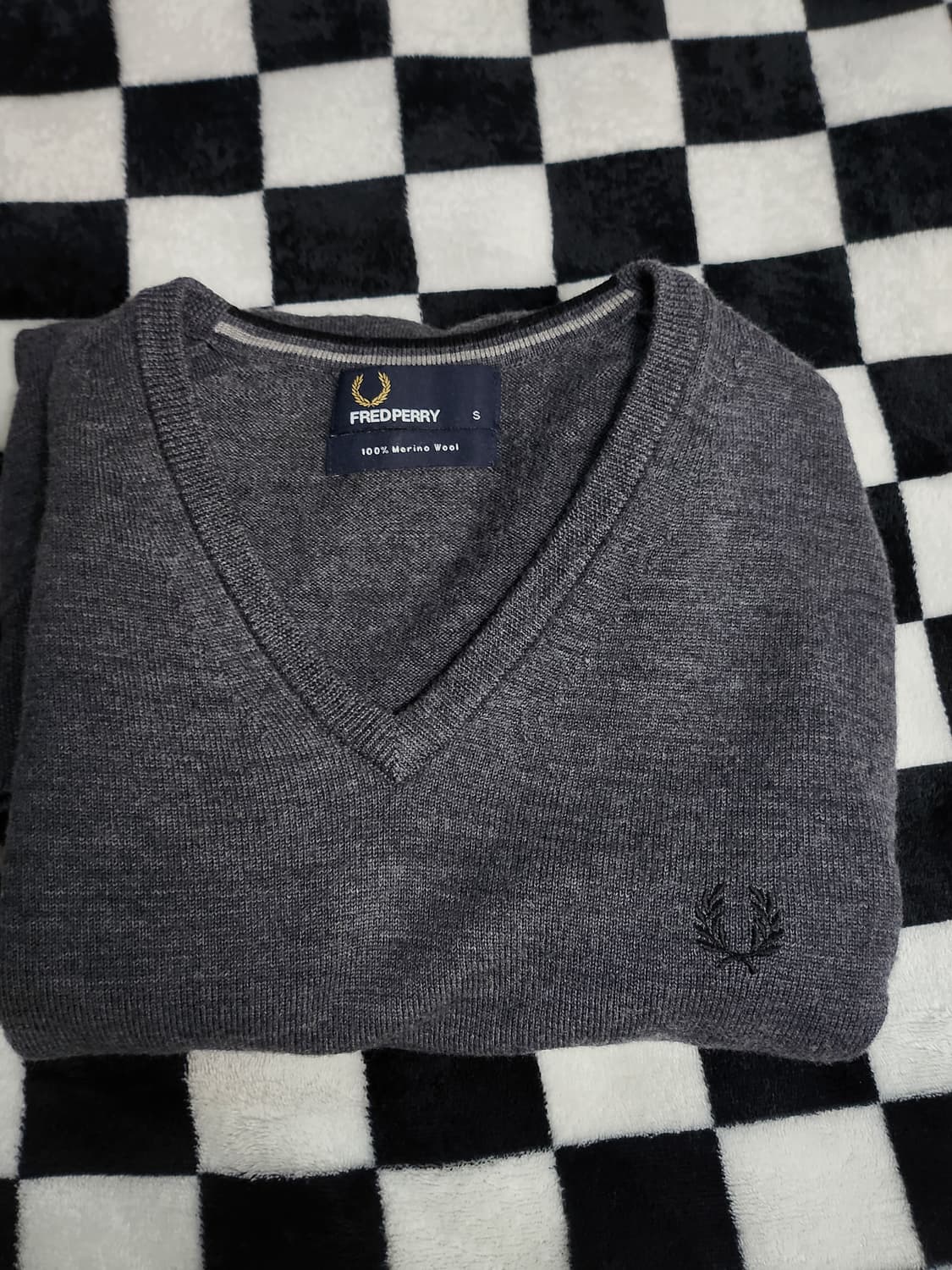 프레드페리 브이넥 니트 상품이미지2