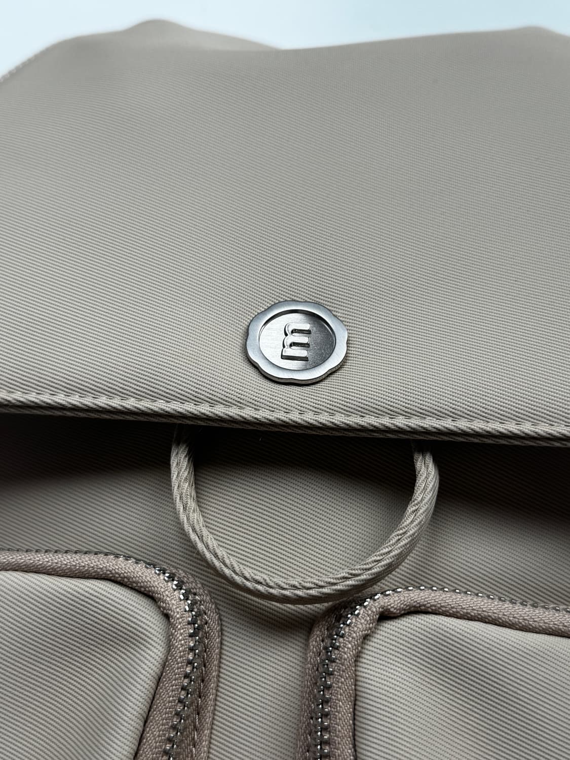 미닛뮤트 클로백팩 모카베이지 상품이미지2