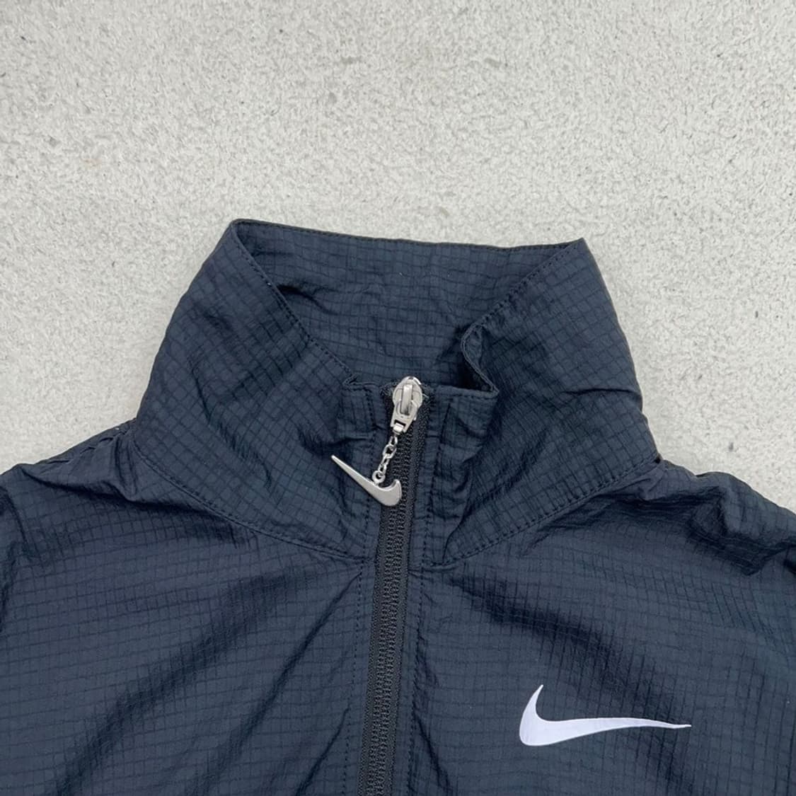 나이키 스우시 크롭 바람막이 블랙 S 상품이미지4