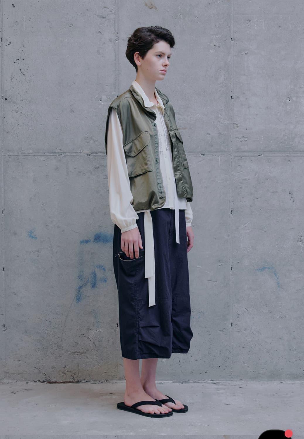 standalone vest 상품이미지2