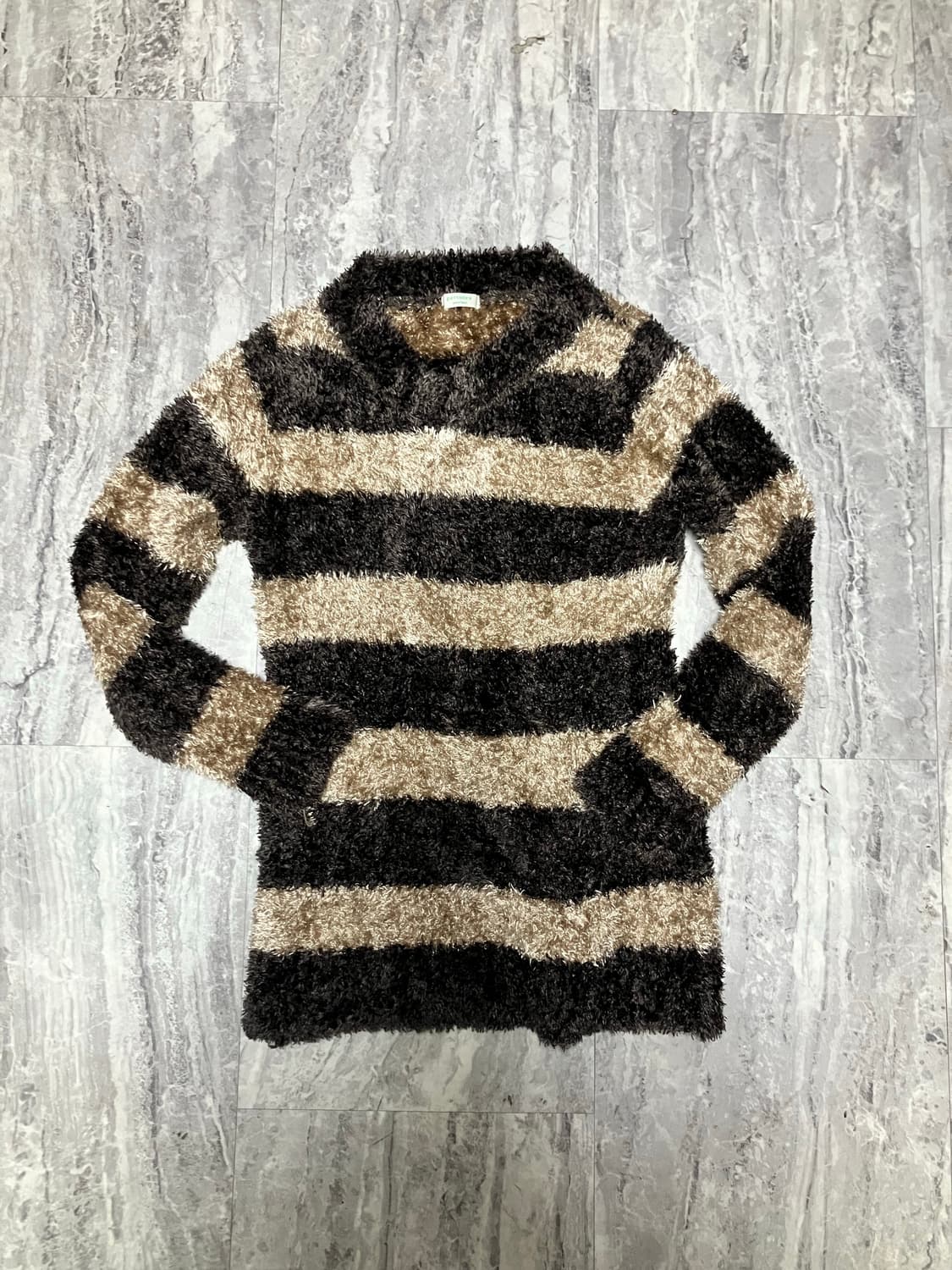 일본빈티지 Persodea 핀터깔y2k 라떼갸루초코대대장 스트라이프니트 상품이미지1