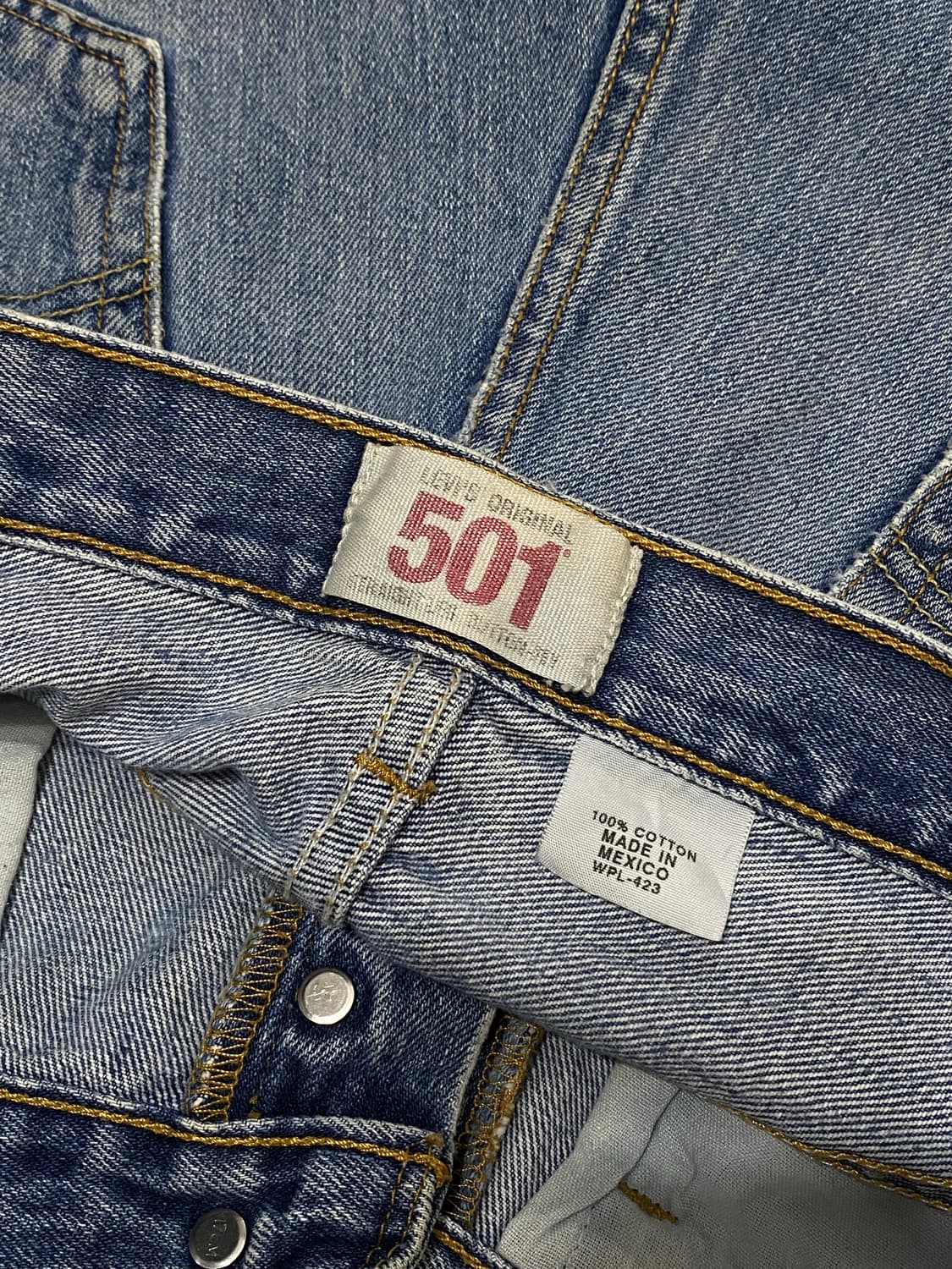 Levi’s 501 데미지 디테일 데님 숏츠 상품이미지10