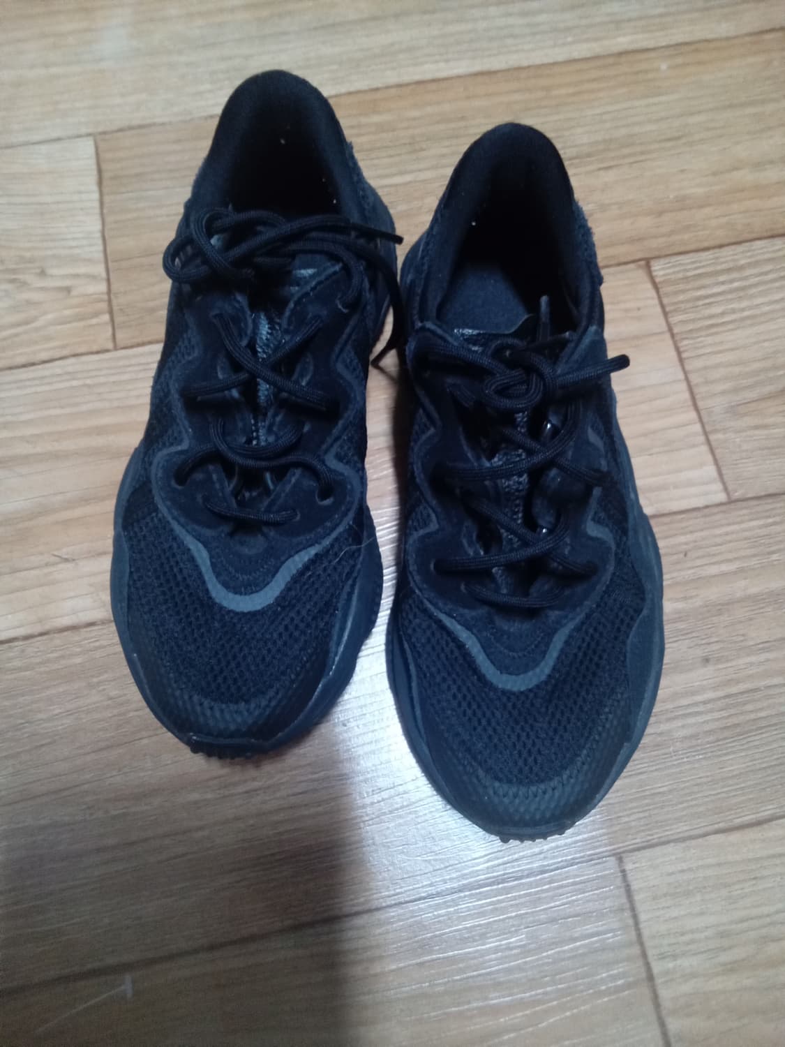 아디다스 로즈위고 트리플 블랙 , 런닝 트레킹 운동화 상품이미지8