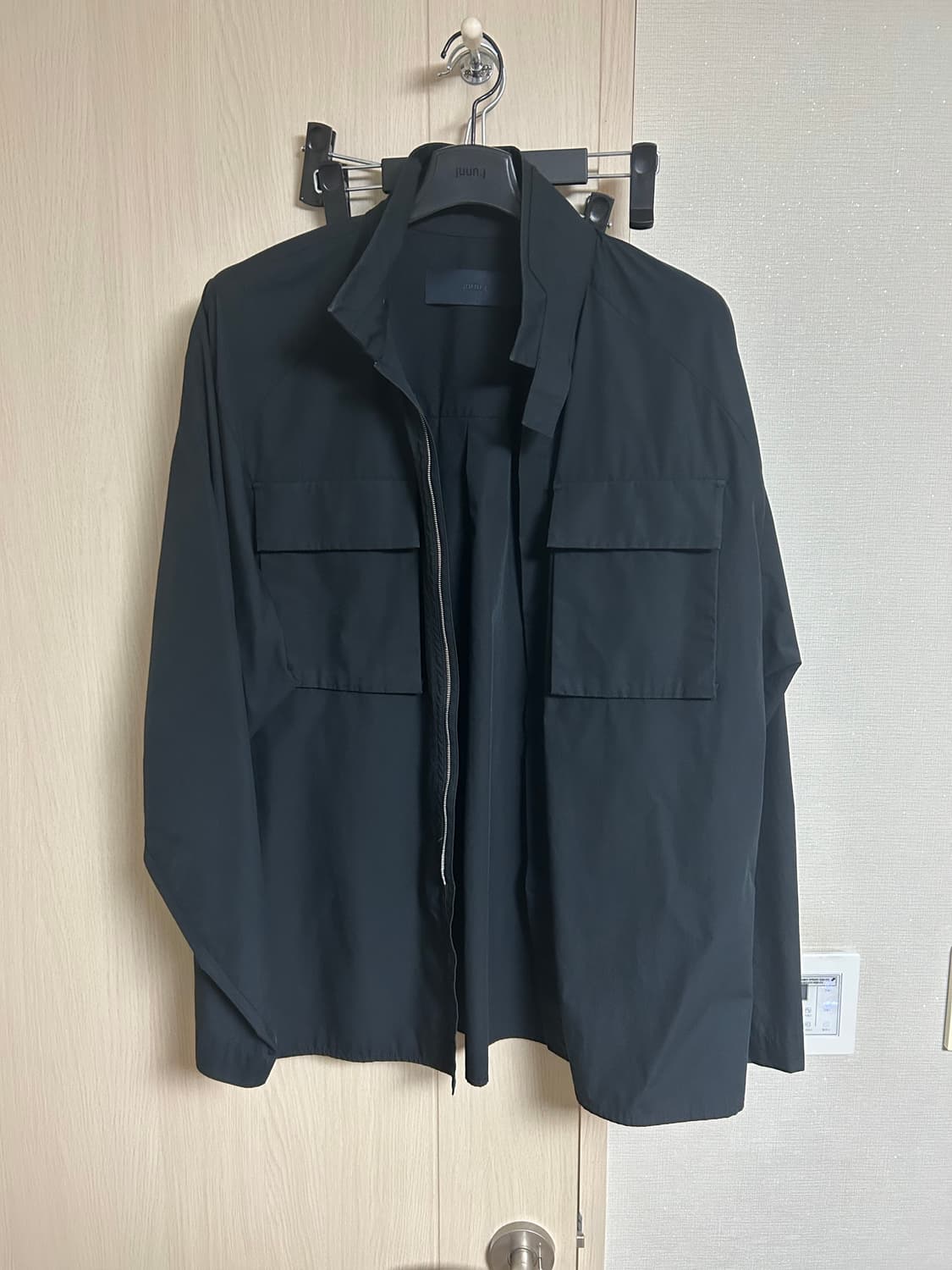 준지 더블포켓 하이넥 집업 셔츠 블랙 48 상품이미지1