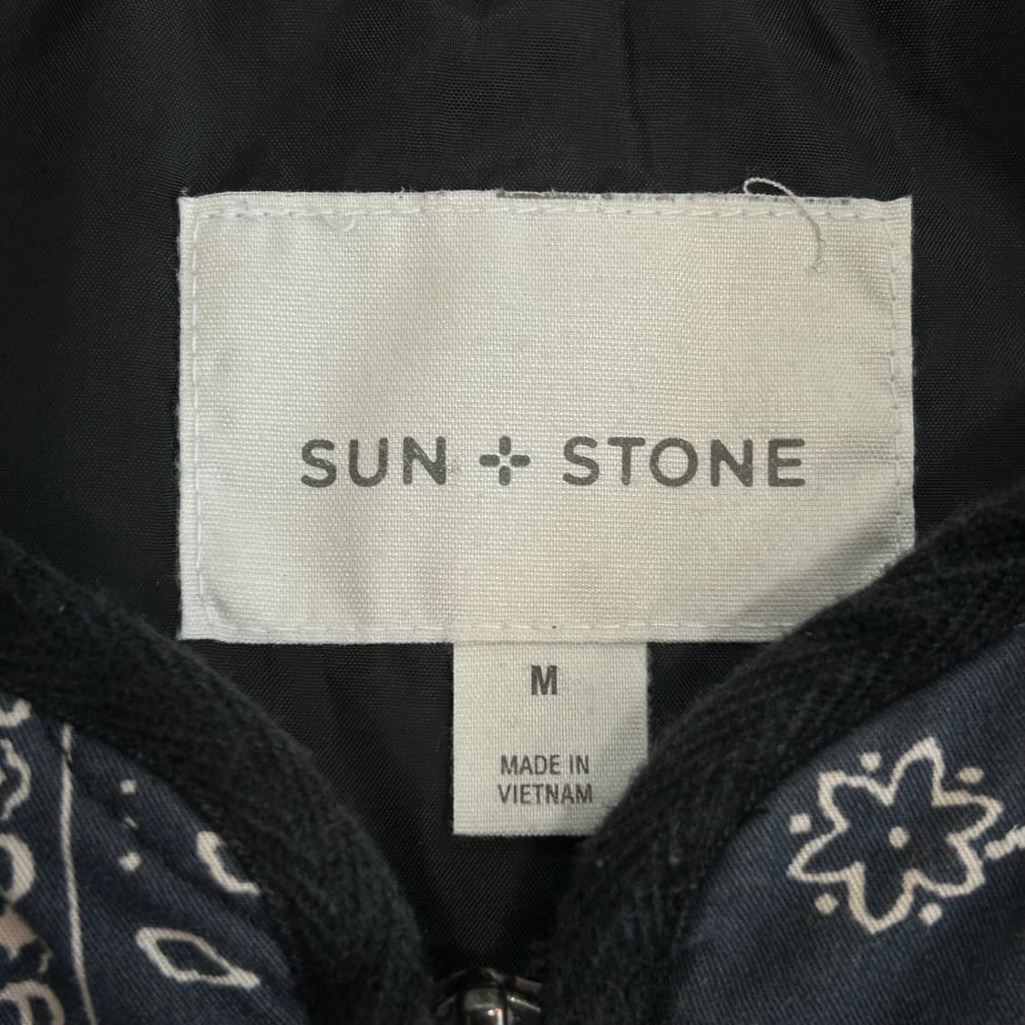 Sun stone 썬 스톤 블랙 페이즐리 누빔 자켓 상품이미지5