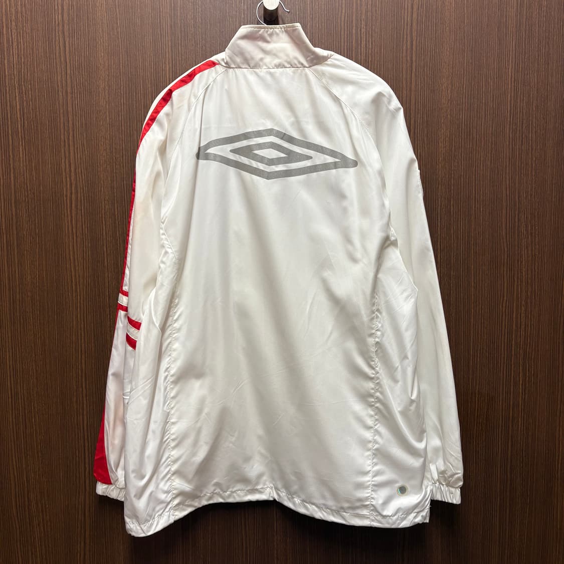 (새상품) 엄브로 잉글랜드 축구 국대 우븐 바람막이 105 상품이미지5