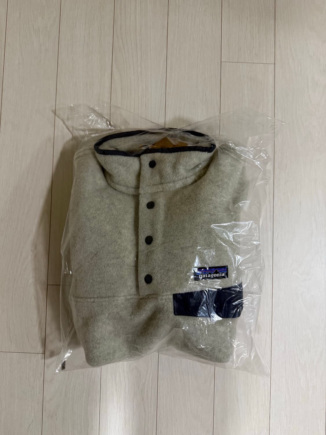 파타고니아 신칠라 라이트웨이트 오트밀 S 상품이미지1