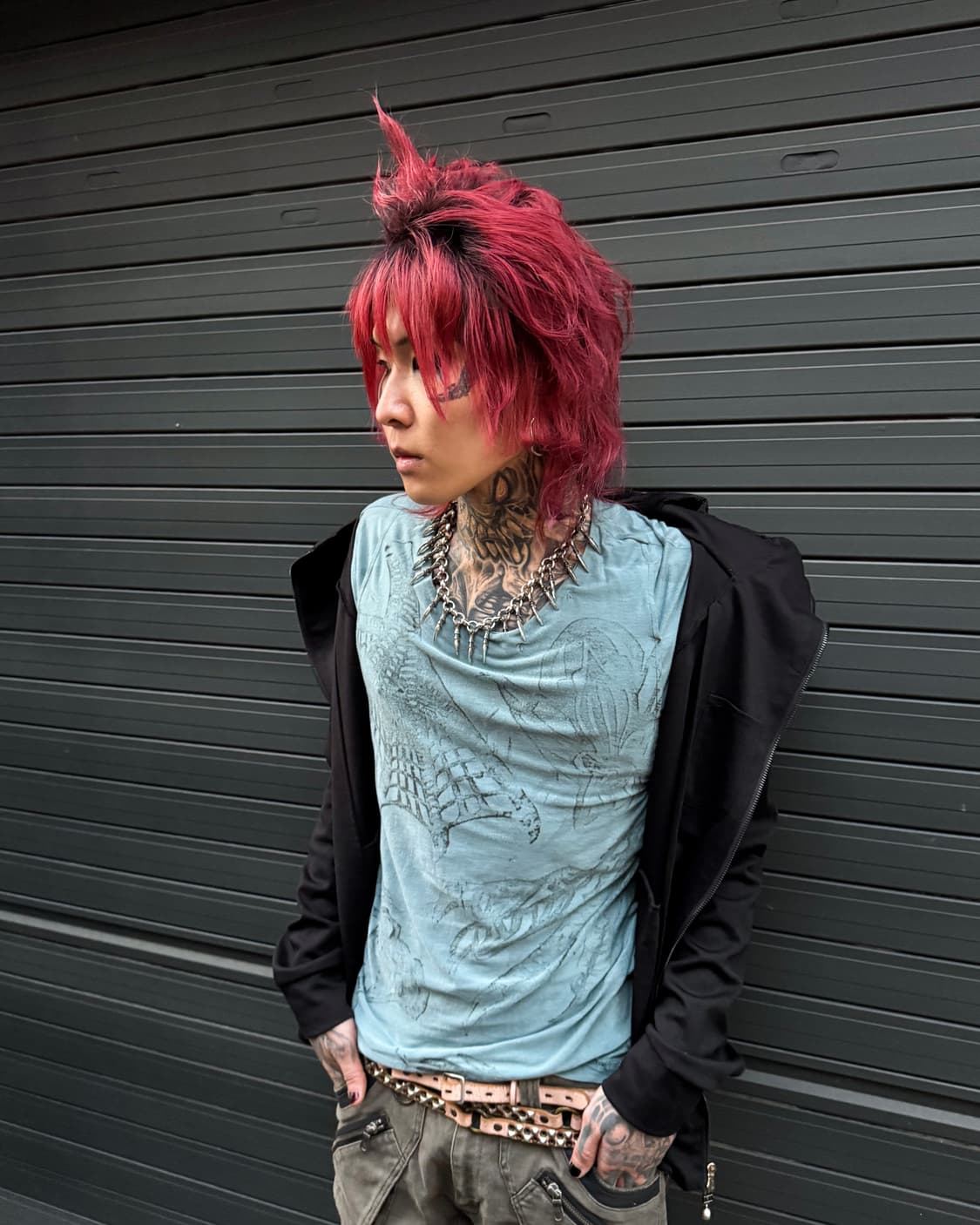 KOHSHIN SATOH Graphic slit detail T-shir 상품이미지1