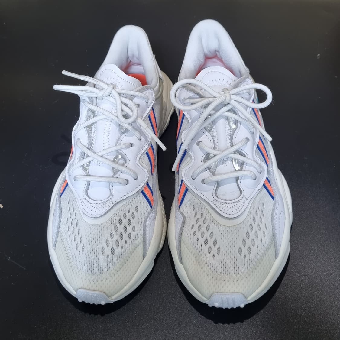 아디다스 오즈위고 여성운동화240  상품이미지2