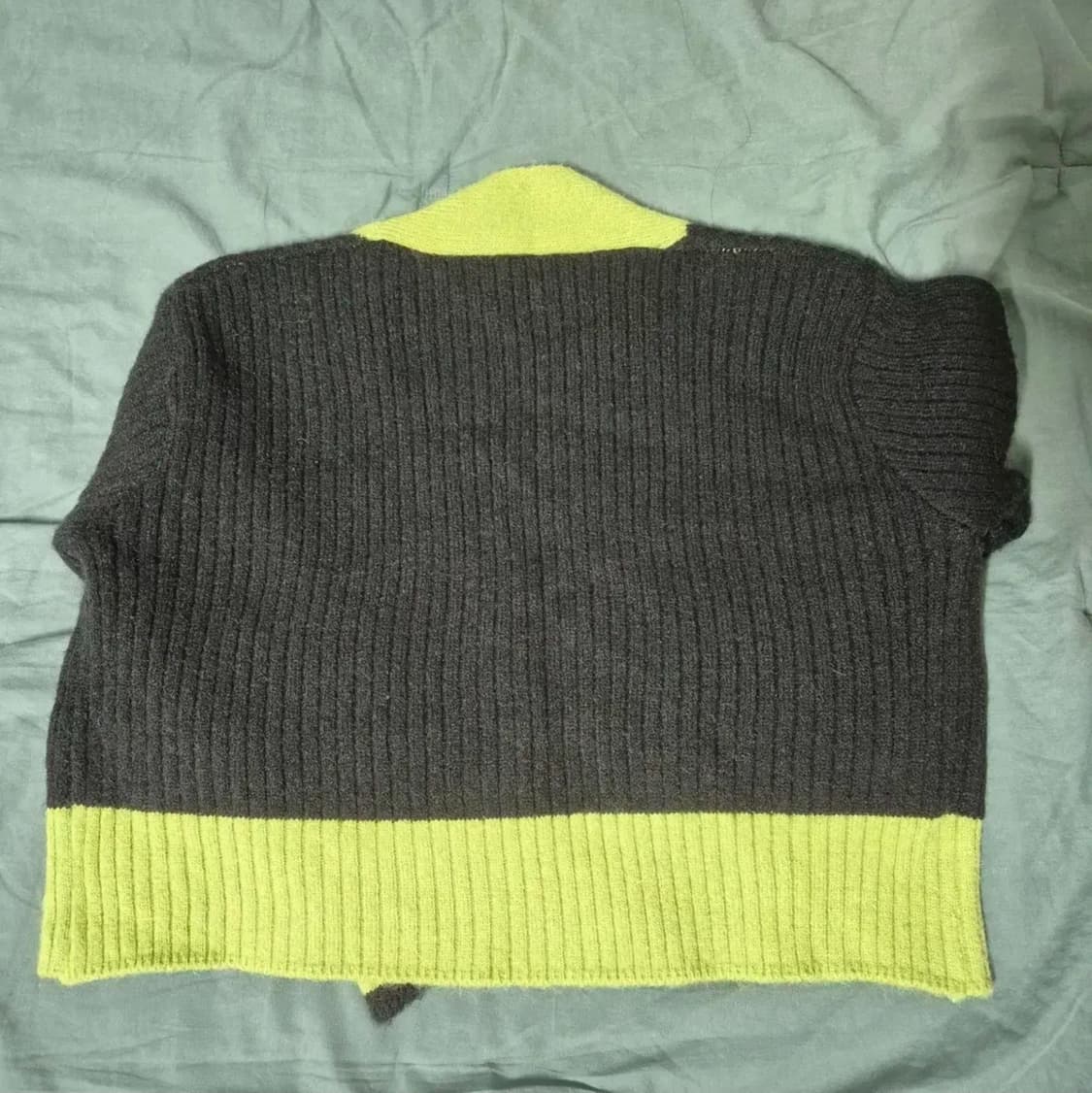 크롭 배색 가디건 상품이미지3