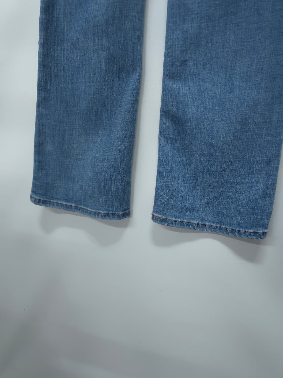 리바이스 부츠컷 연청 데님진 청바지 (여성26) 상품이미지8
