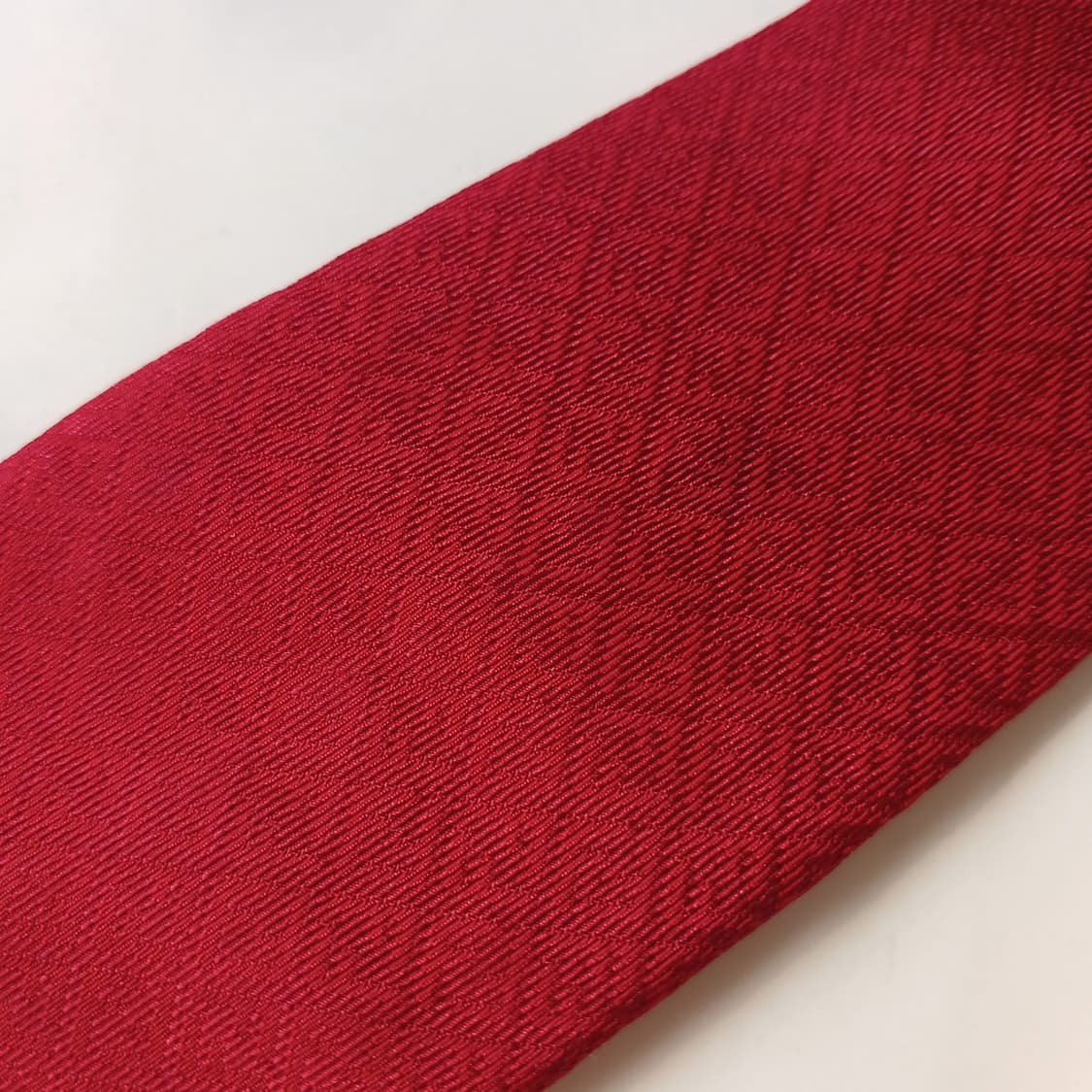 FENDI 펜디 실크 레드 로고 패턴 넥타이 8.3cm A등급 E746
 상품이미지8