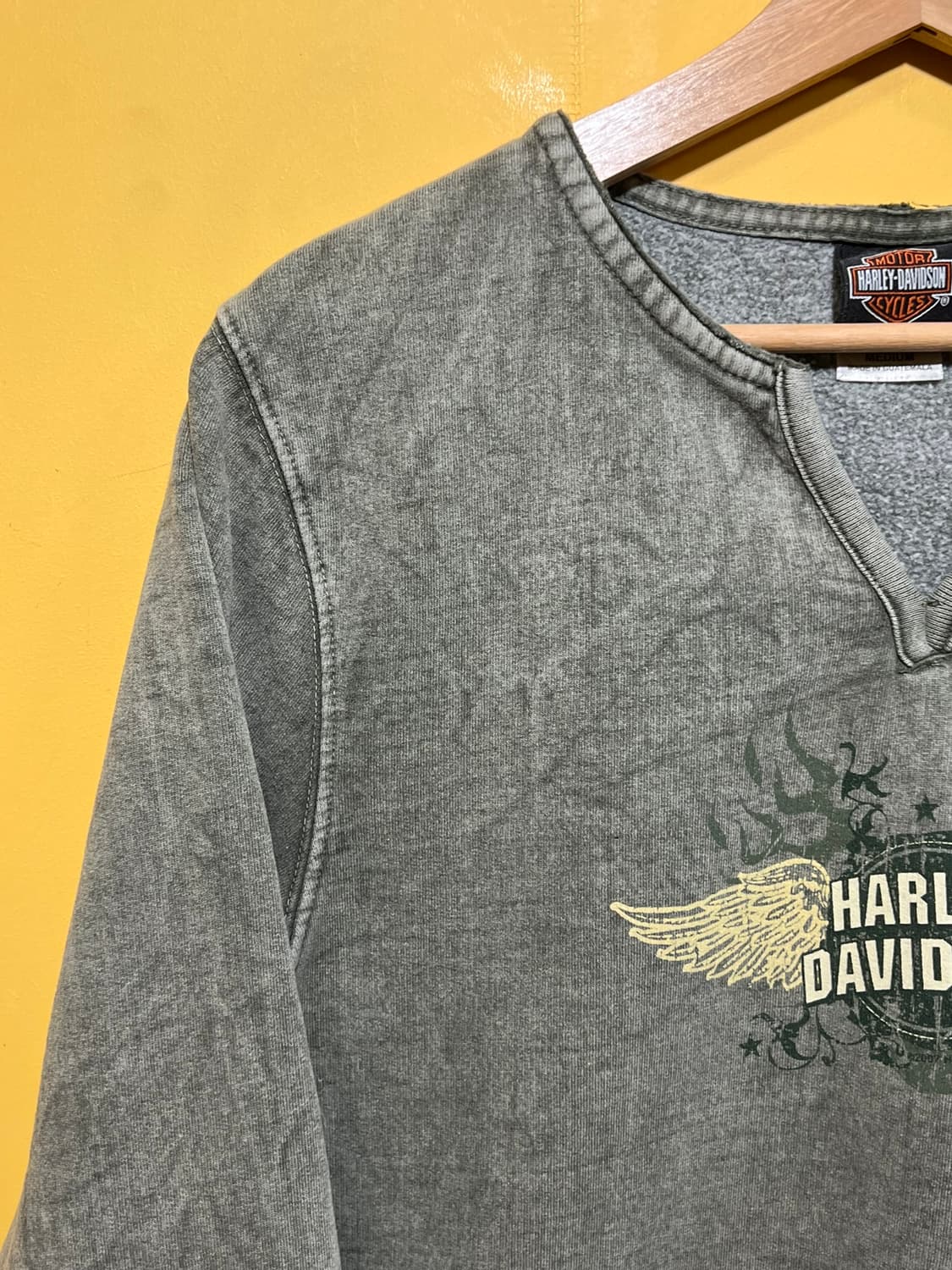 [M] 할리데이비슨 V 노치 윙 그래픽 맨투맨 플레임 상품이미지3