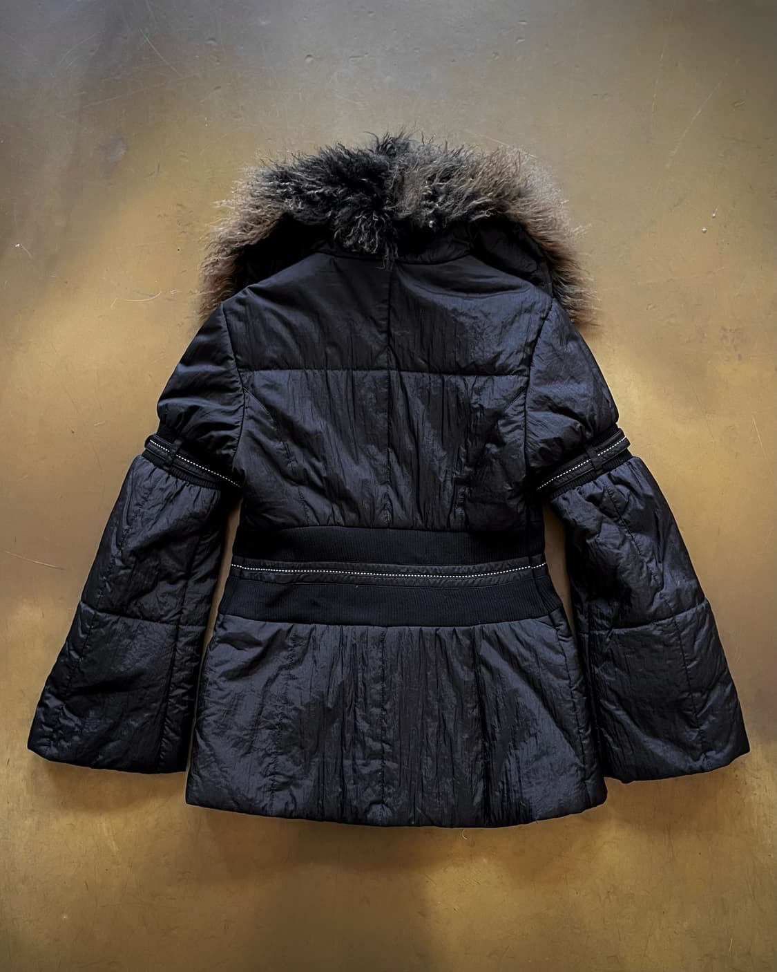 Italian V-Kei Tibet Fur Bondage Parka 상품이미지10