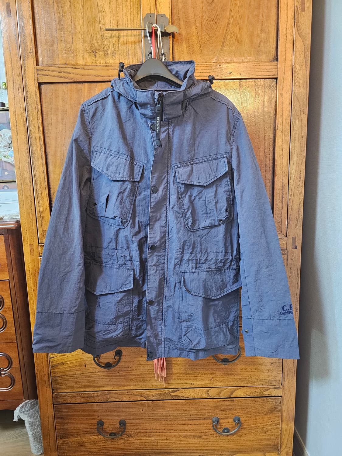 cp컴퍼니 씨피 한글택 정품 95사이즈 나일론 야상 바람막이 자켓 팔아요 상품이미지1