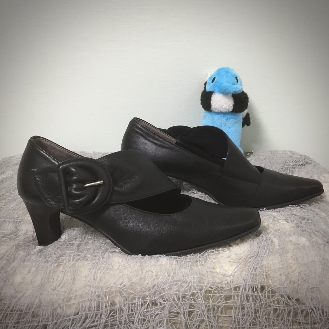 Vtg cross detail pumps 상품이미지3